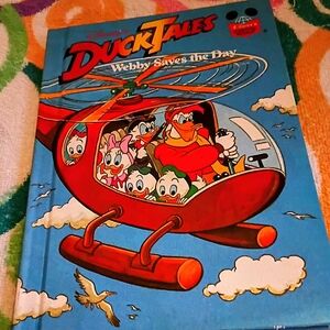 Disney DuckTales Webby Saves the Day Book - Blue and Red